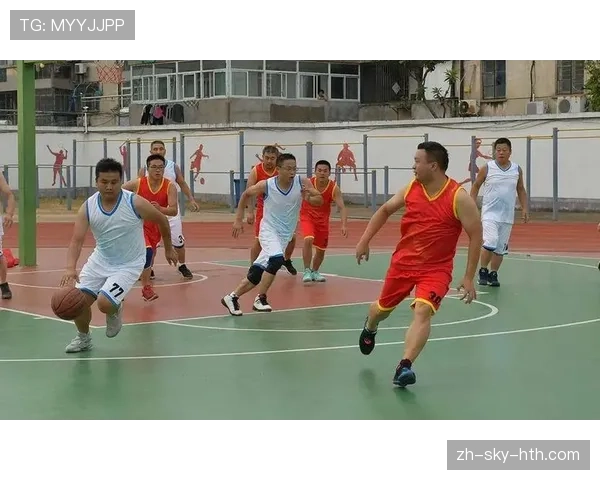 篮球比赛中快攻犯规判定的具体规则详解
